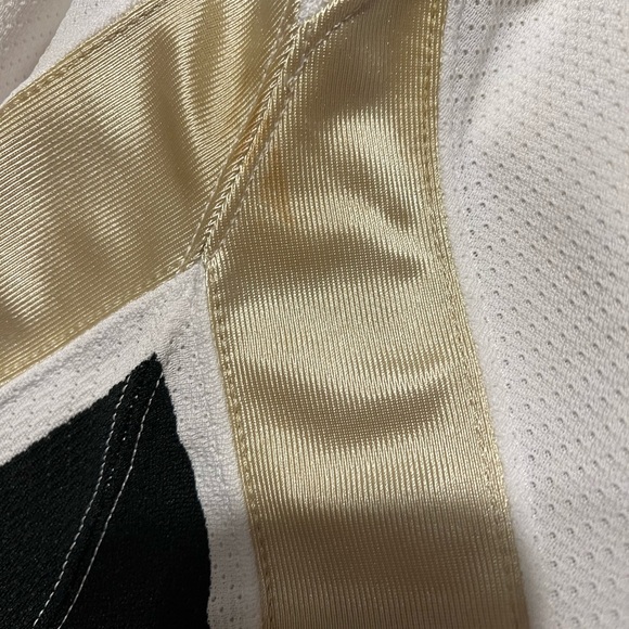 Signed Jersey - Picture 10 of 10